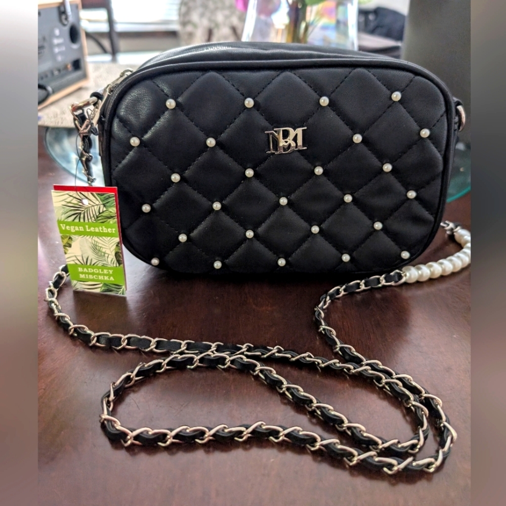 Badgley Mischka Black Quilted Bag (NWT)